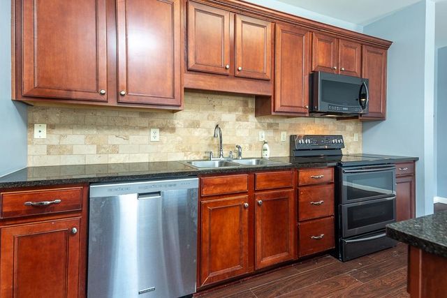 721 Litty Ct Apt 201, Memphis, TN 38103