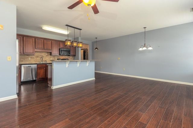 721 Litty Ct Apt 201, Memphis, TN 38103