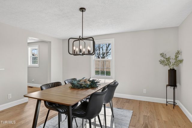 1646 Muddy Creek Road, Blountville, TN 37617