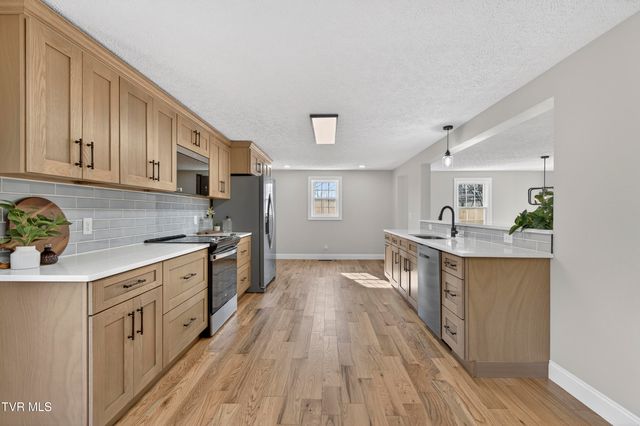 1646 Muddy Creek Road, Blountville, TN 37617