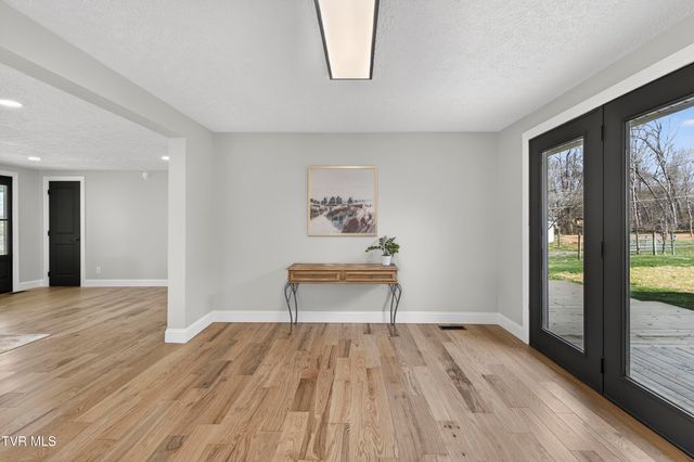 1646 Muddy Creek Road, Blountville, TN 37617