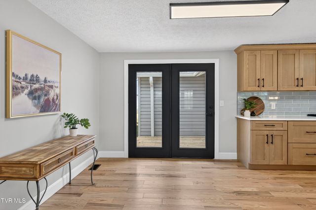 1646 Muddy Creek Road, Blountville, TN 37617