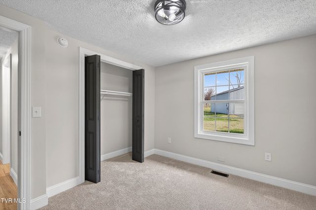 1646 Muddy Creek Road, Blountville, TN 37617