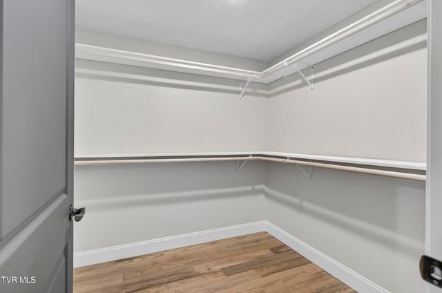 1646 Muddy Creek Road, Blountville, TN 37617