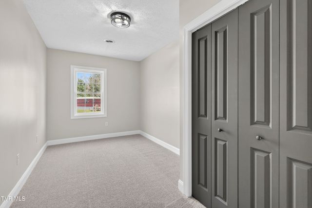 1646 Muddy Creek Road, Blountville, TN 37617