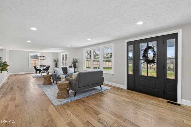 1646 Muddy Creek Road, Blountville, TN 37617