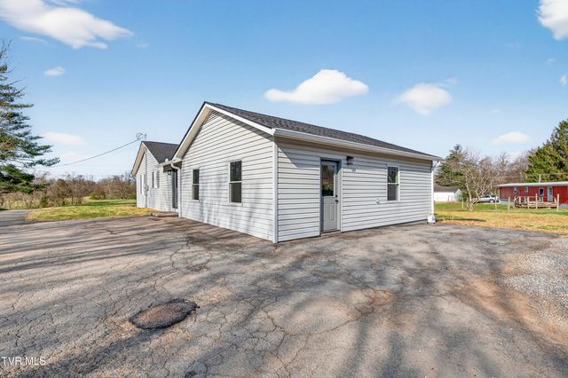 1646 Muddy Creek Road, Blountville, TN 37617