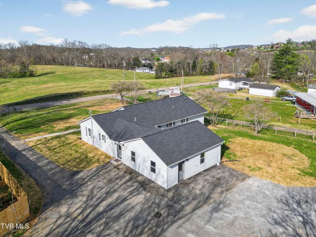 1646 Muddy Creek Road, Blountville, TN 37617