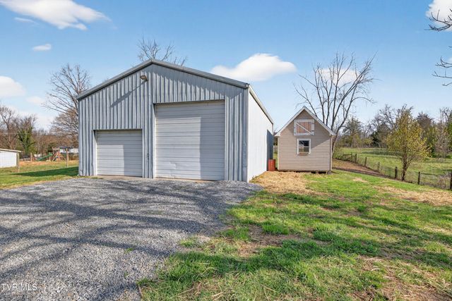1646 Muddy Creek Road, Blountville, TN 37617