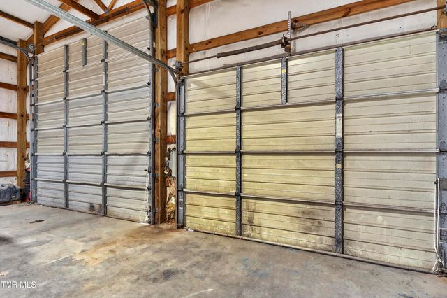 1646 Muddy Creek Road, Blountville, TN 37617