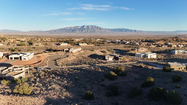 5801 Highland Meadows Drive, Rio Rancho, NM 87144