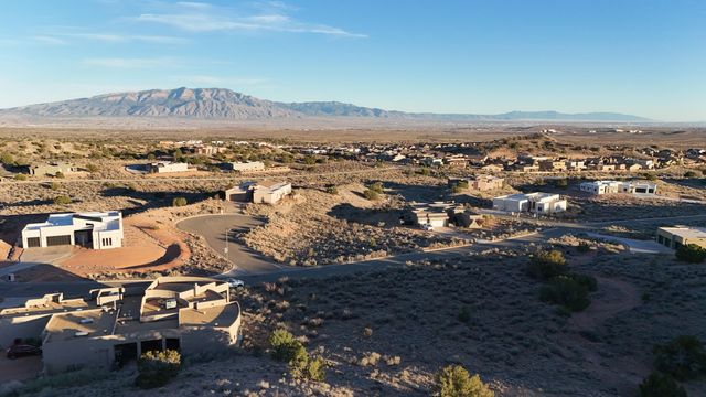 5801 Highland Meadows Drive, Rio Rancho, NM 87144