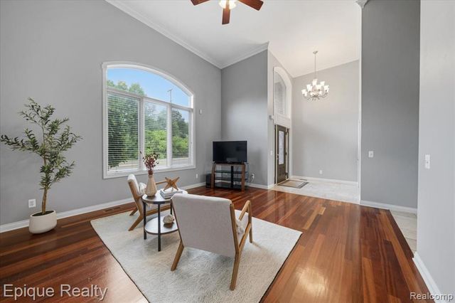 395 Indianwood Road, Lake Orion, MI 48362