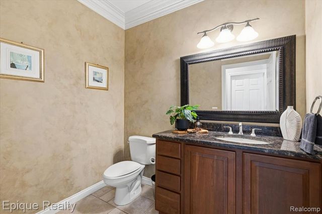 395 Indianwood Road, Lake Orion, MI 48362