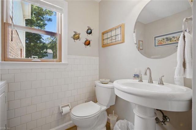 1 Hatteras LNDG, Hampton, VA 23669