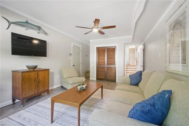 1 Hatteras LNDG, Hampton, VA 23669