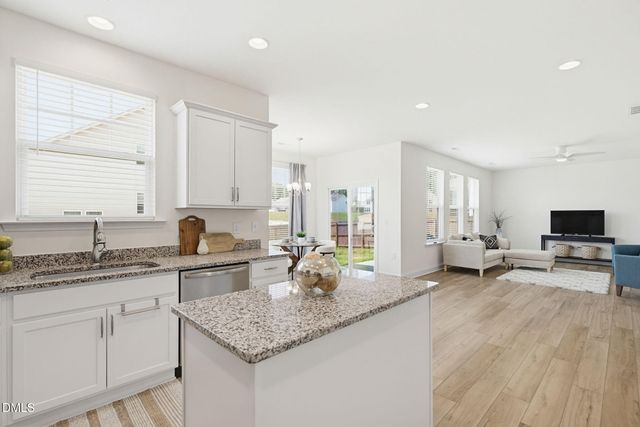 795 Heartpine Drive, Mebane, NC 27302