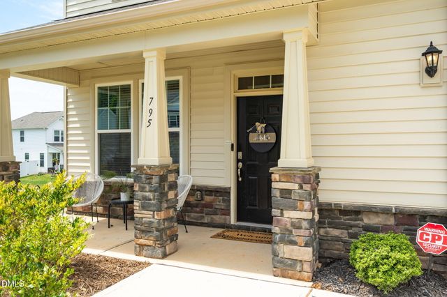 795 Heartpine Drive, Mebane, NC 27302