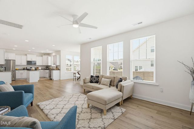795 Heartpine Drive, Mebane, NC 27302