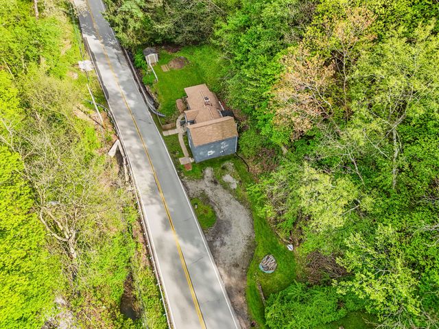 231 Coal Valley Rd, Jefferson Hills, PA 15025