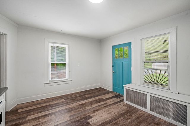231 Coal Valley Rd, Jefferson Hills, PA 15025