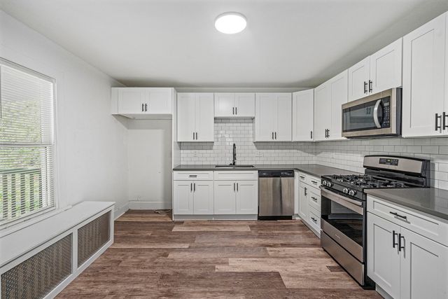 231 Coal Valley Rd, Jefferson Hills, PA 15025