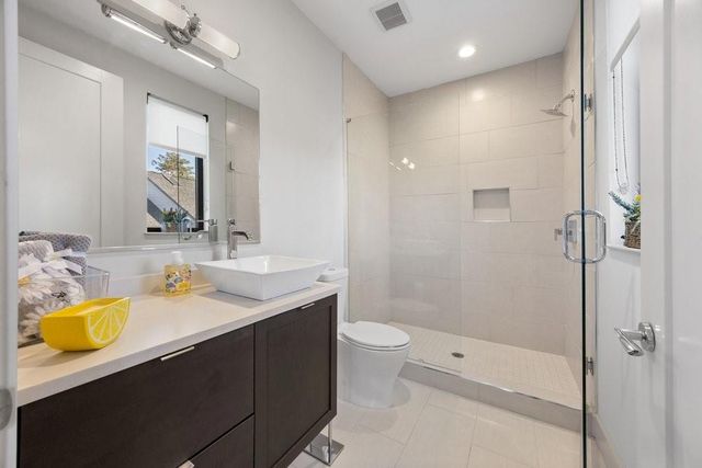 912 Lenox NE Boulevard, Atlanta, GA 30324