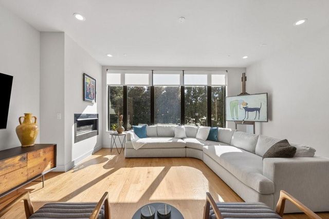 912 Lenox NE Boulevard, Atlanta, GA 30324