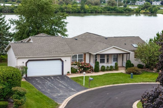 1832 Paddock Court, Grayslake, IL 60030