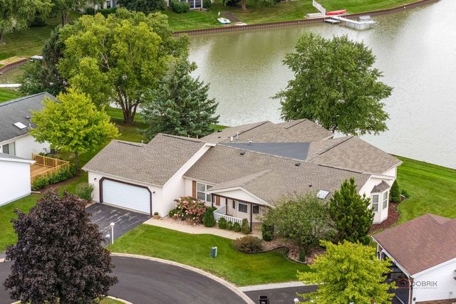 1832 Paddock Court, Grayslake, IL 60030