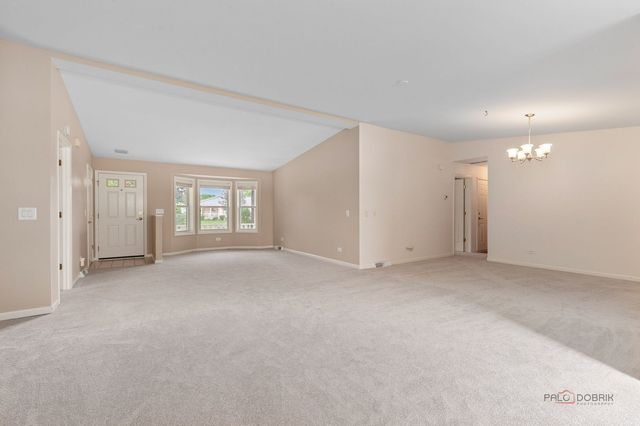 1832 Paddock Court, Grayslake, IL 60030