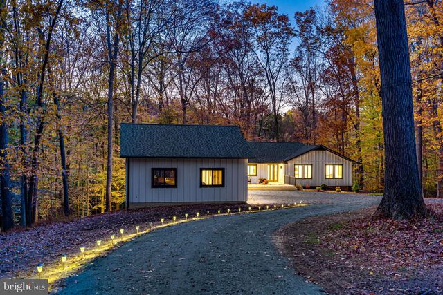 108 INTERPROMONTORY RD, Great Falls, VA 22066