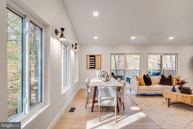 108 INTERPROMONTORY RD, Great Falls, VA 22066