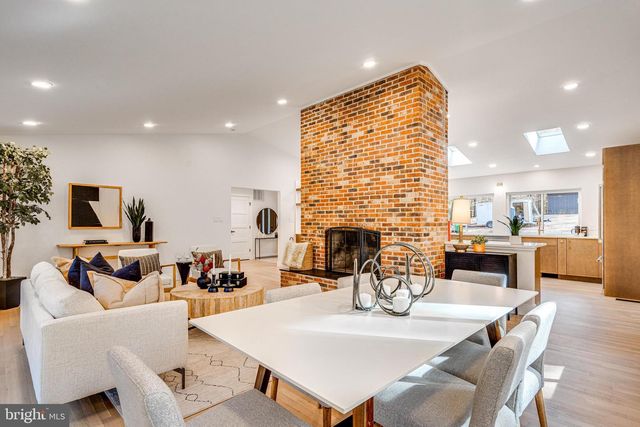 108 INTERPROMONTORY RD, Great Falls, VA 22066