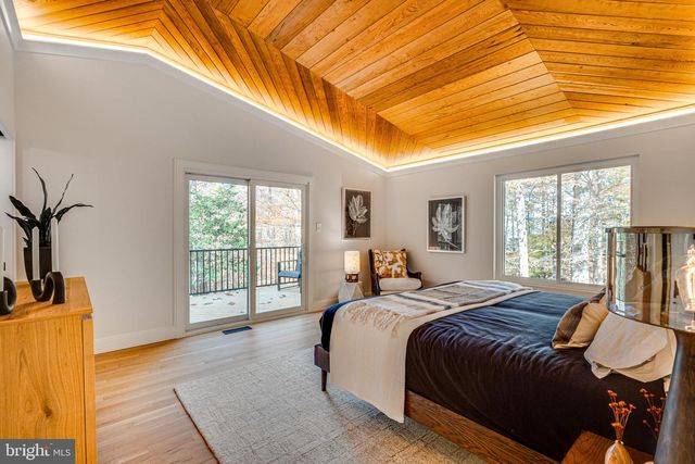 108 INTERPROMONTORY RD, Great Falls, VA 22066