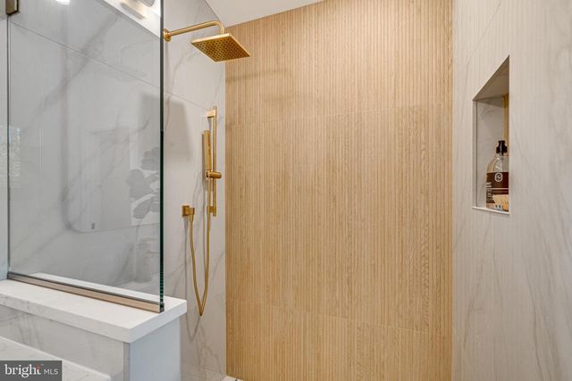 108 INTERPROMONTORY RD, Great Falls, VA 22066