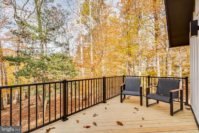 108 INTERPROMONTORY RD, Great Falls, VA 22066