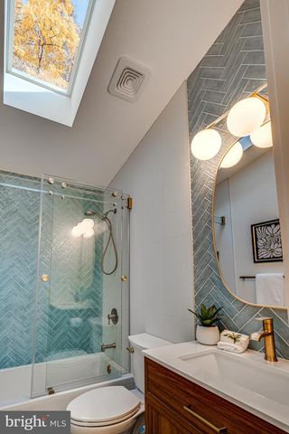 108 INTERPROMONTORY RD, Great Falls, VA 22066