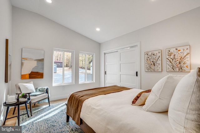 108 INTERPROMONTORY RD, Great Falls, VA 22066