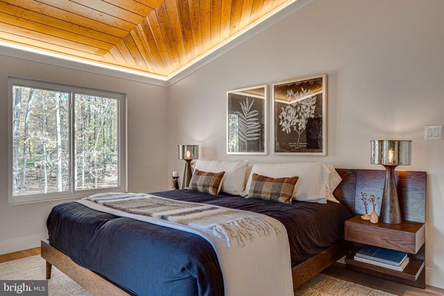 108 INTERPROMONTORY RD, Great Falls, VA 22066