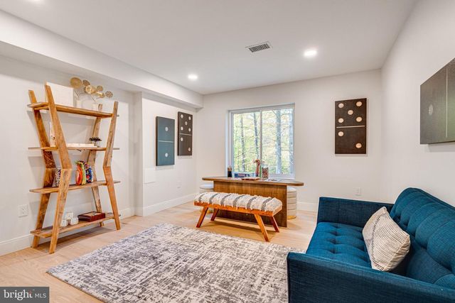 108 INTERPROMONTORY RD, Great Falls, VA 22066