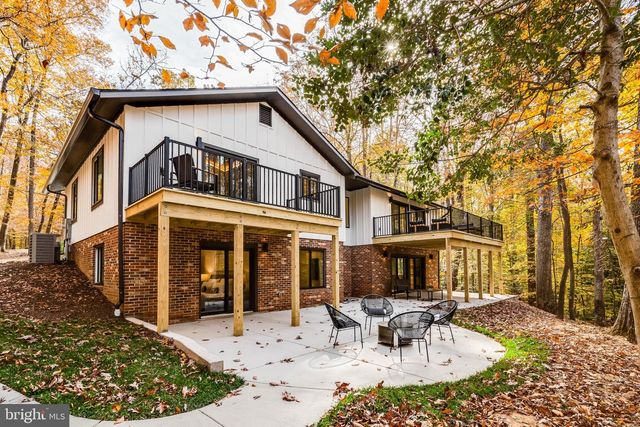 108 INTERPROMONTORY RD, Great Falls, VA 22066