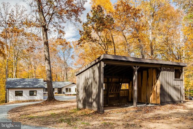 108 INTERPROMONTORY RD, Great Falls, VA 22066