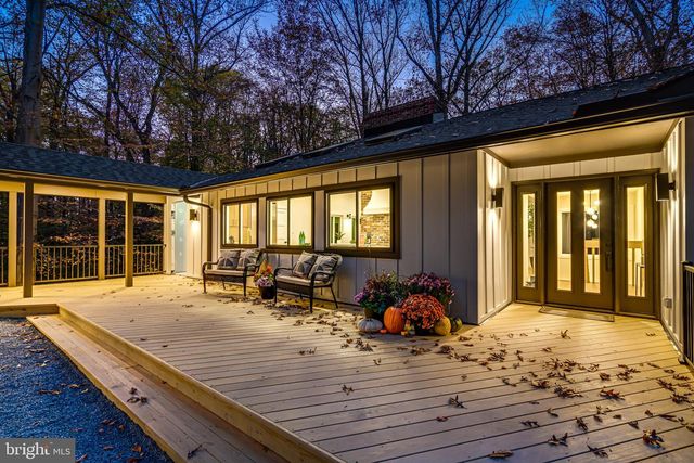 108 INTERPROMONTORY RD, Great Falls, VA 22066