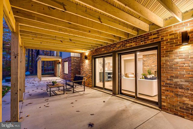 108 INTERPROMONTORY RD, Great Falls, VA 22066