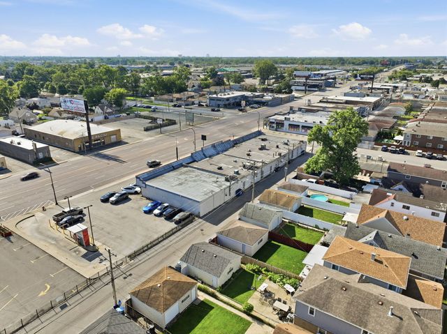 1610 N Mannheim Road, Stone Park, IL 60165