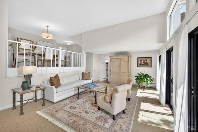 37 Greenside Way, San Rafael, CA 94901