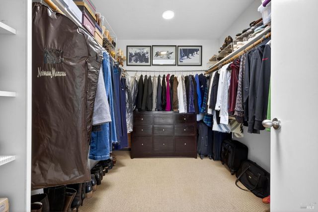 37 Greenside Way, San Rafael, CA 94901