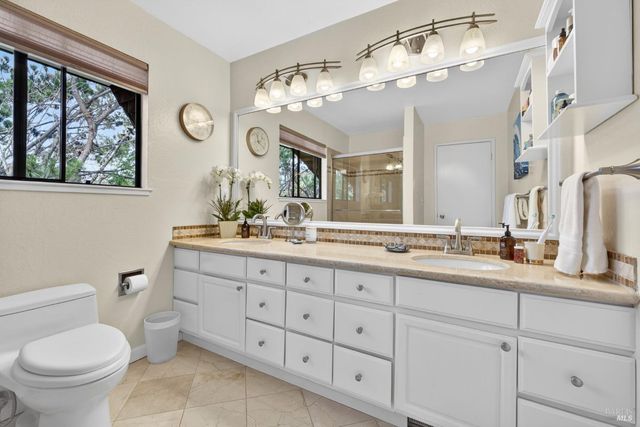 37 Greenside Way, San Rafael, CA 94901