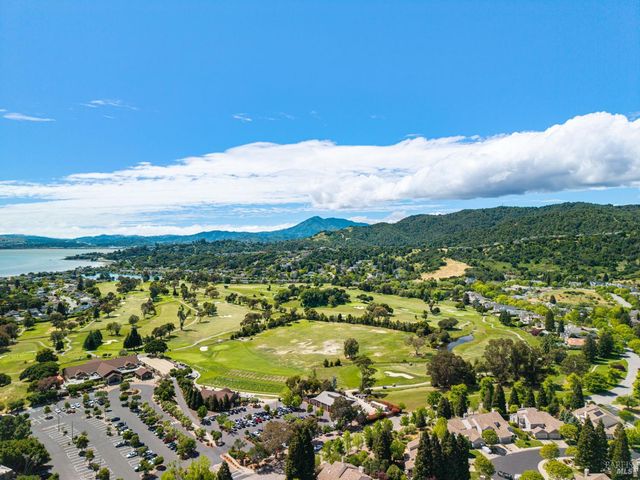 37 Greenside Way, San Rafael, CA 94901